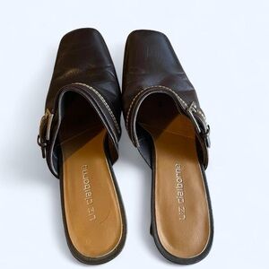 Leather Shoes Brown Slip-on Slide Heel
Mule by Liz Claiborne Women's Size 6.5M